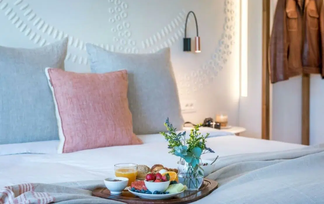 Niche Hotel in Athens: Minimalist Luxury for £95 a Night?